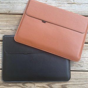 Sparin Leather Protective Laptop Sleeve